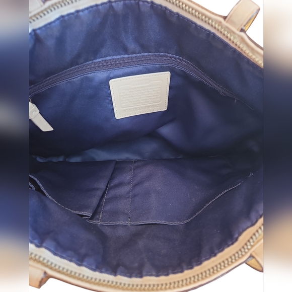 Beautiful Coach C-Stich Tote Shoulder Bag In Cream - Picture 5 of 9